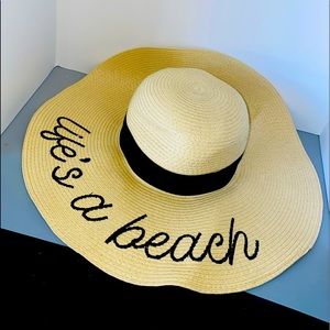 Life’s A Beach floppy hat NEW